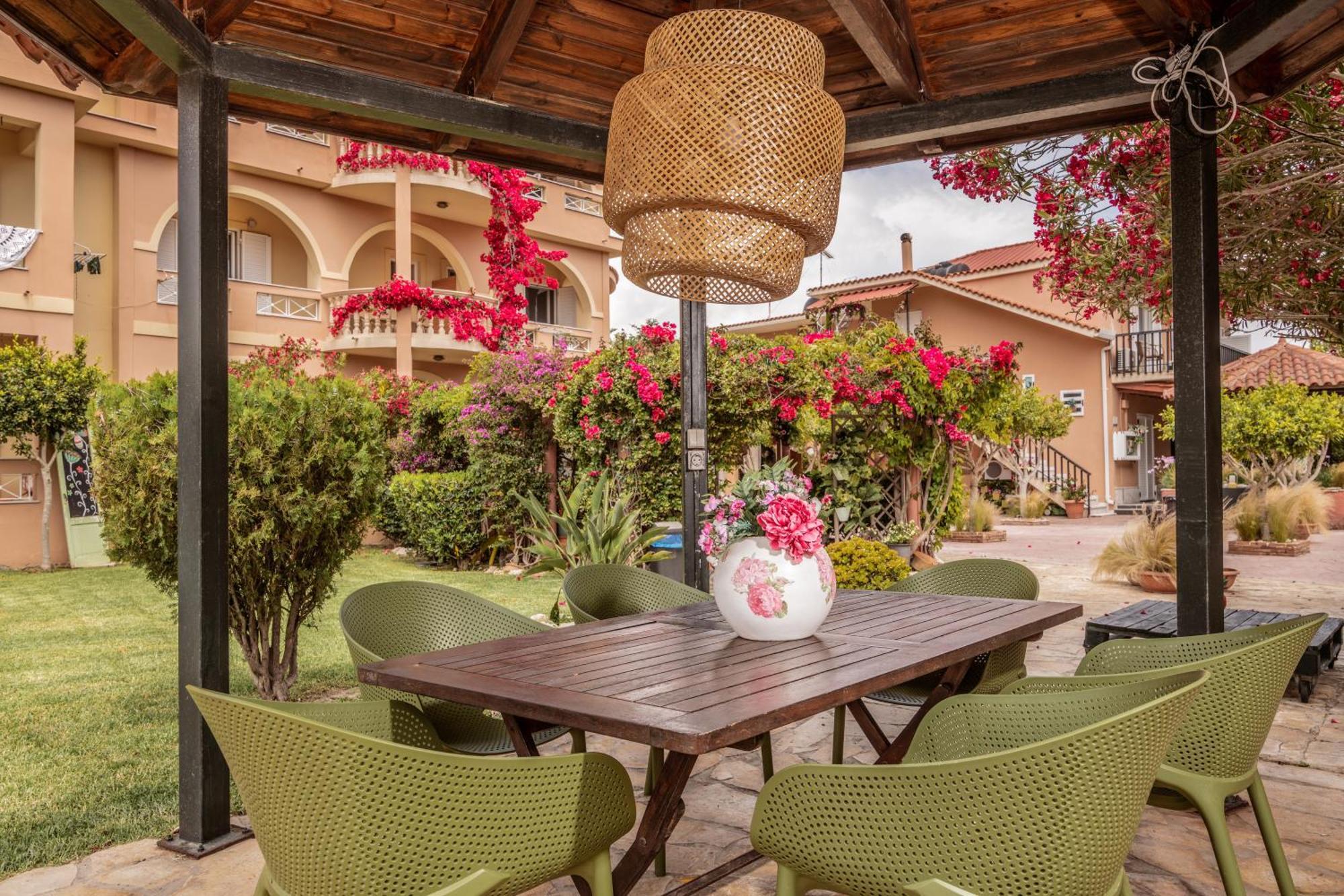 זקינטוס טאון Filoxenia Luxury Studios & Apartments מראה חיצוני תמונה